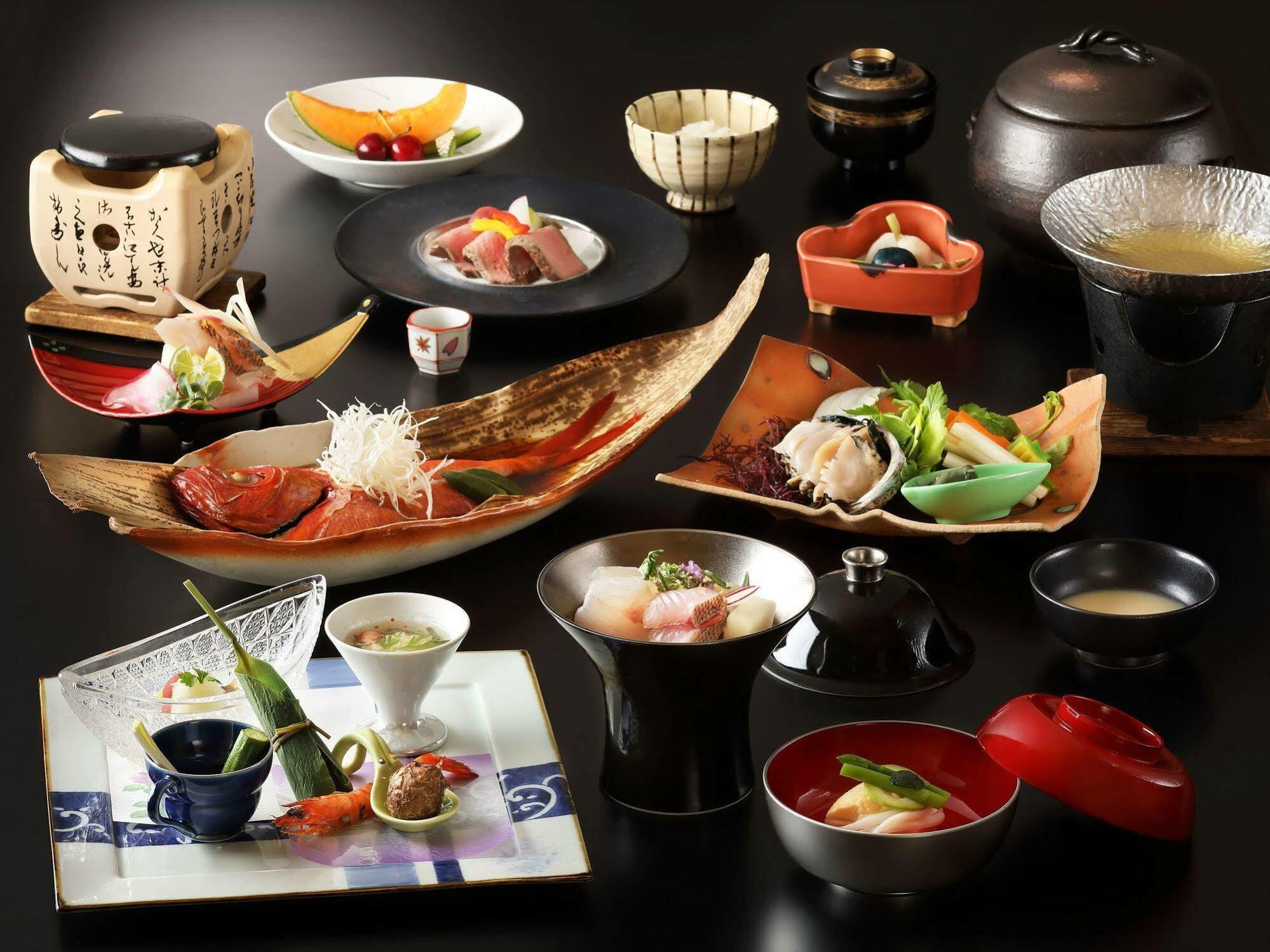 Ito Ryokuyu Hotel Екстериор снимка