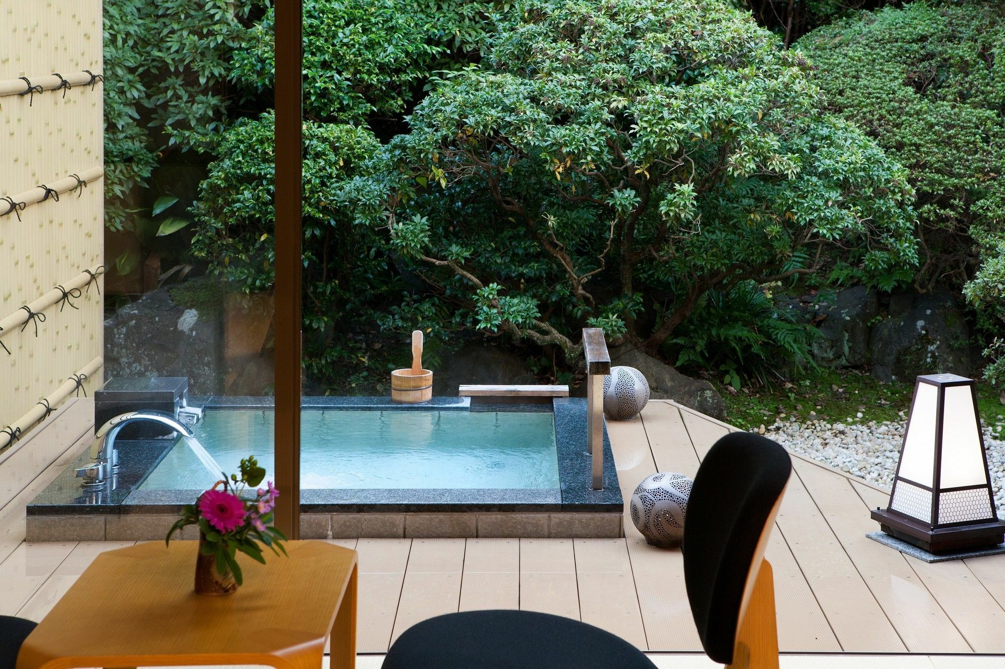 Ito Ryokuyu Hotel Екстериор снимка